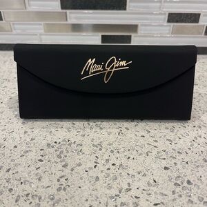 NWOT Maui Jim Black Eyewear Case